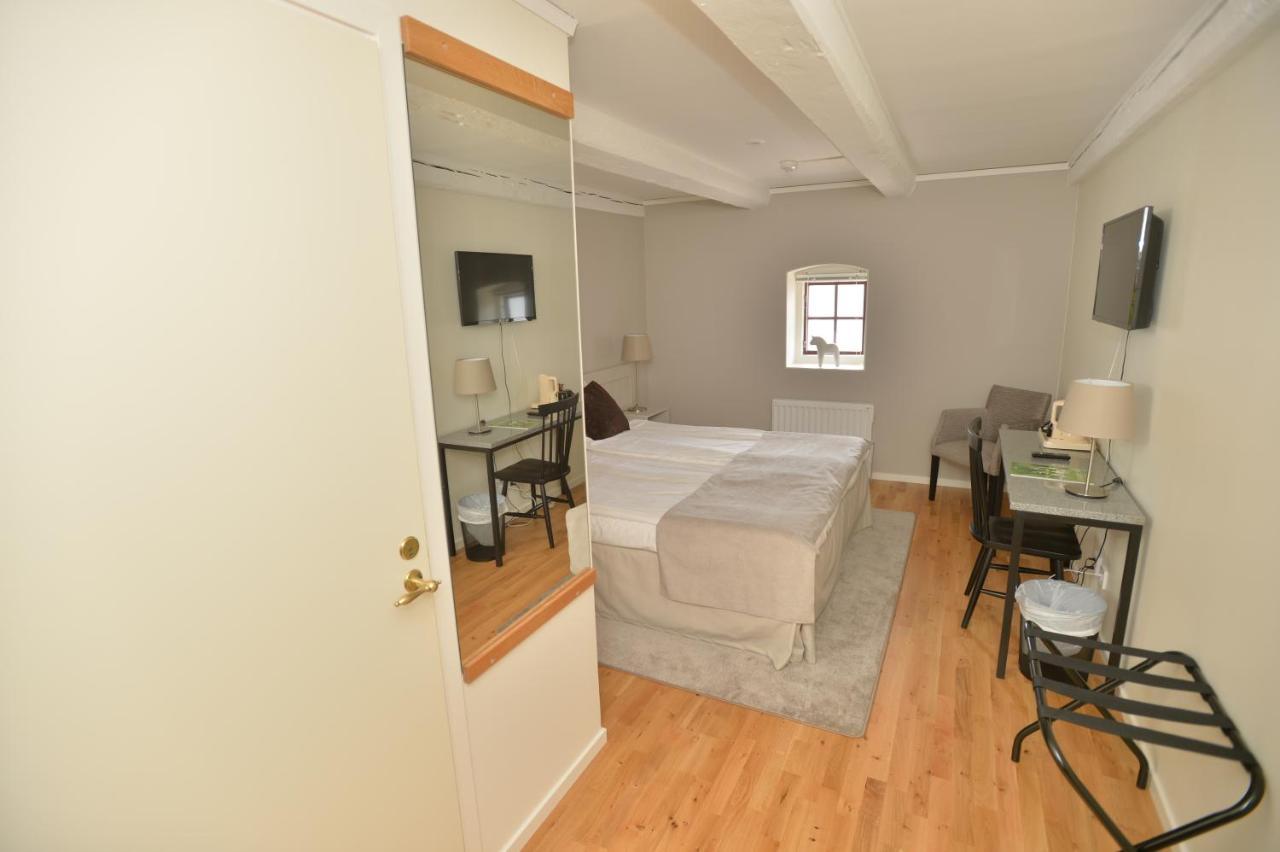 Hotell Magasin 1 Morbylanga Bagian luar foto