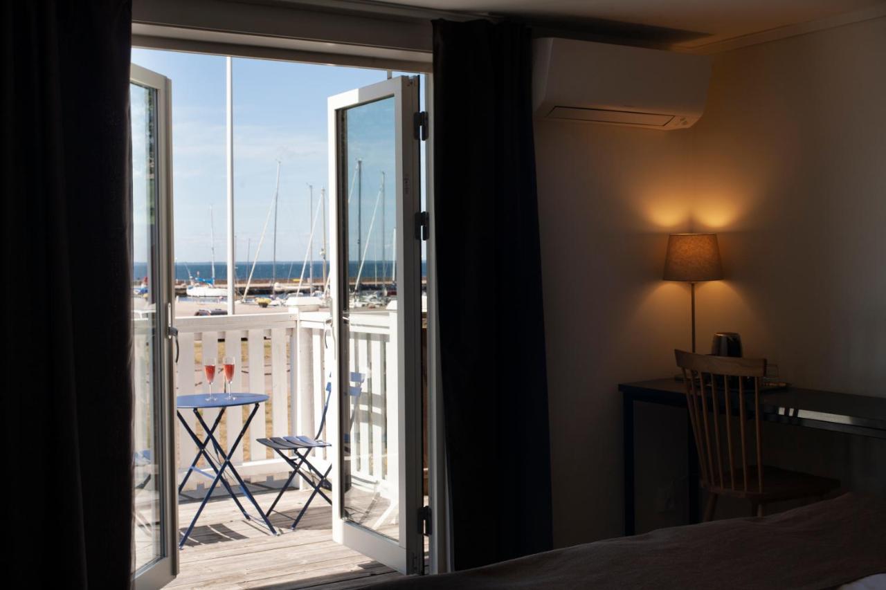Hotell Magasin 1 Morbylanga Bagian luar foto