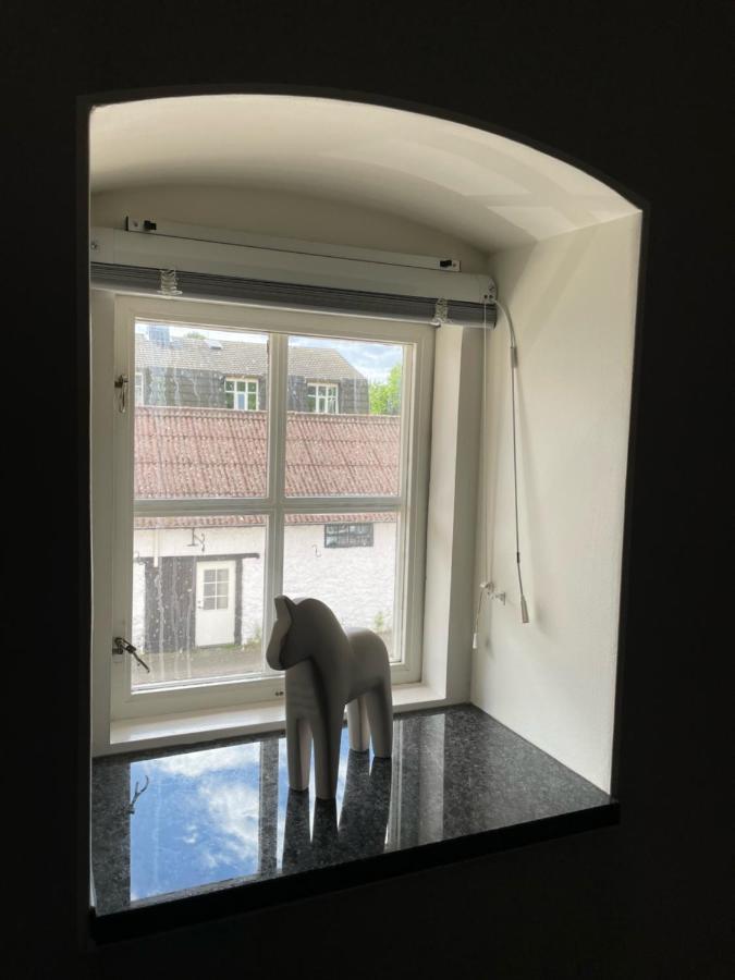 Hotell Magasin 1 Morbylanga Bagian luar foto