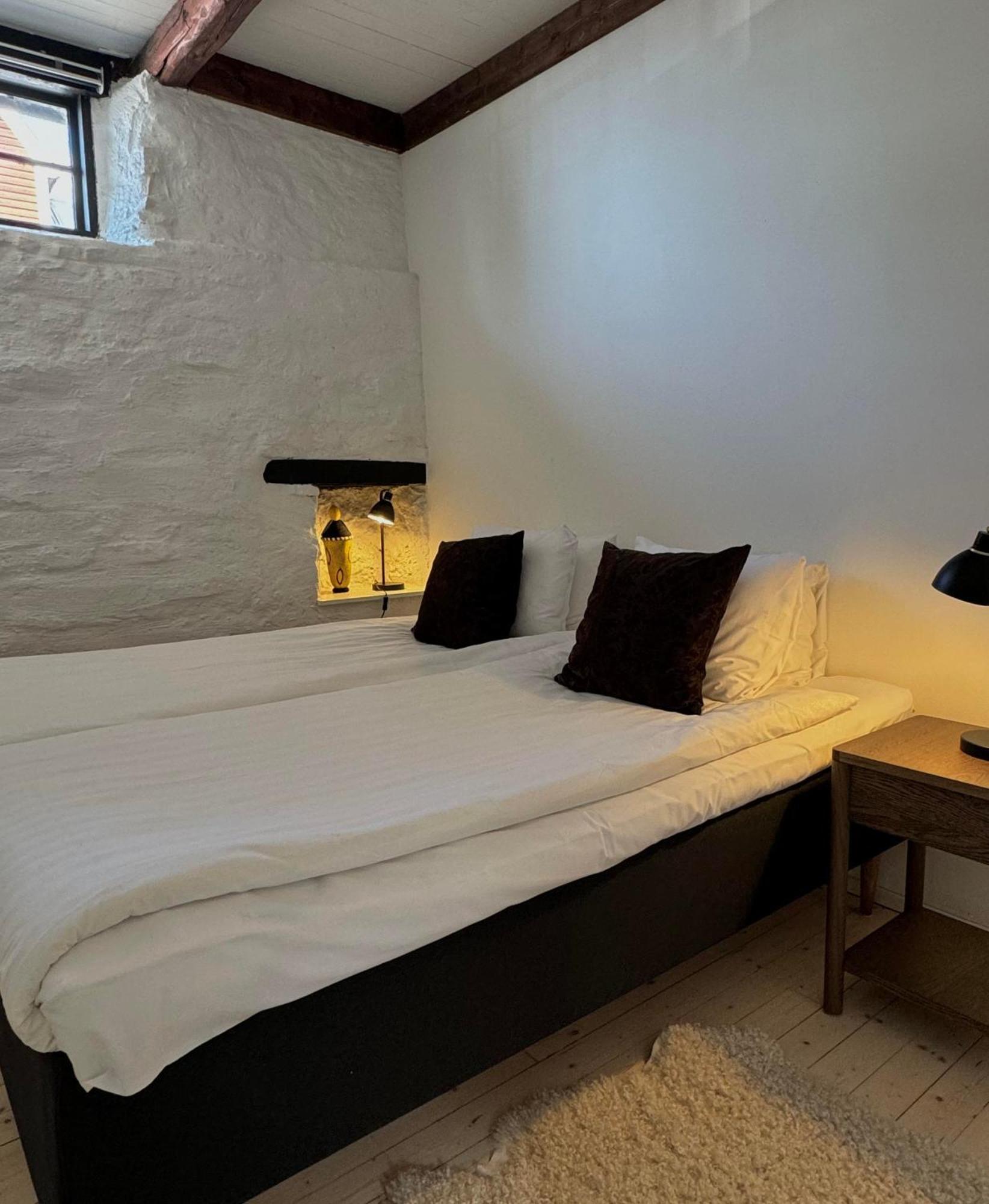 Hotell Magasin 1 Morbylanga Bagian luar foto